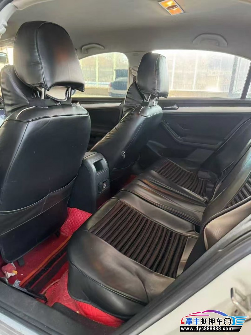 19年大众速腾轿车抵押车出售