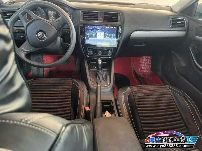 19年大众速腾轿车抵押车出售