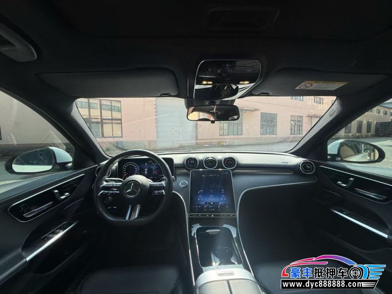 22年奔驰C轿车抵押车出售