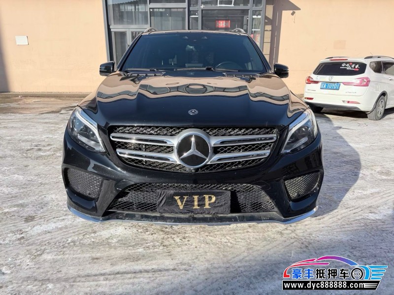 18年奔驰GLE轿车抵押车出售