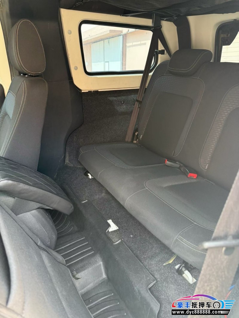 16年北京BJ40轿车抵押车出售