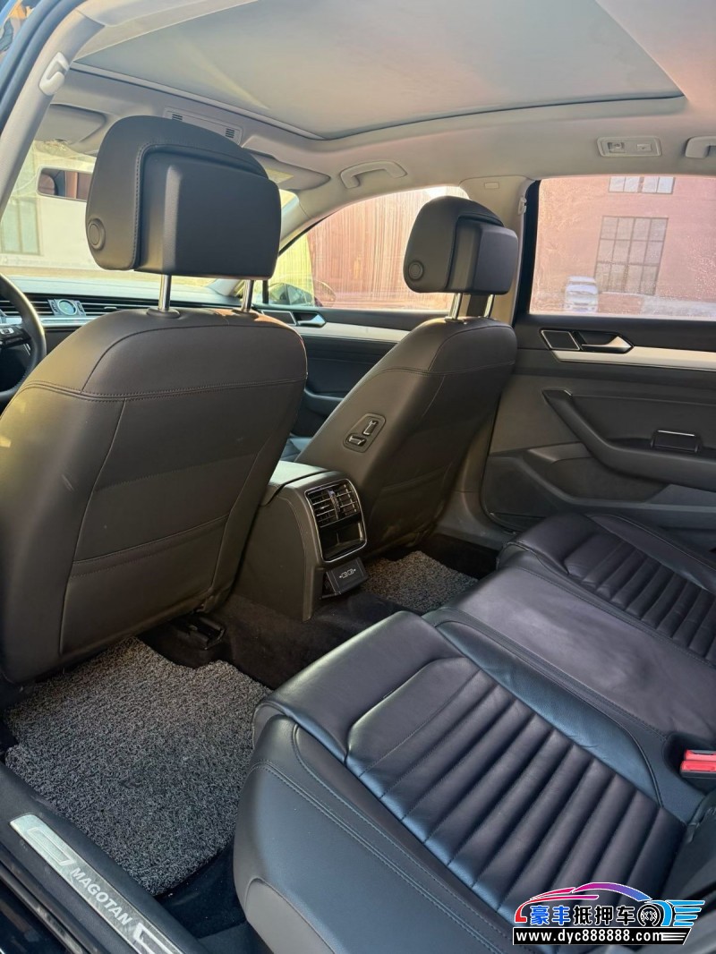 19年大众迈腾轿车抵押车出售