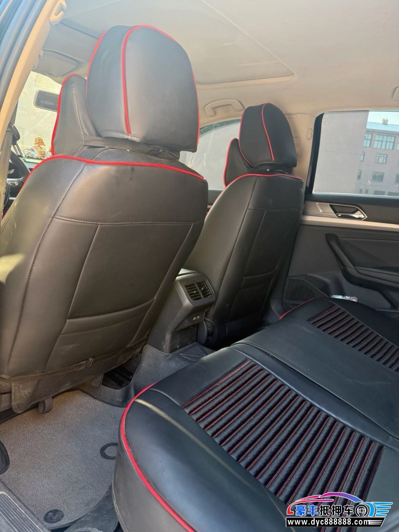 19年大众朗逸轿车抵押车出售