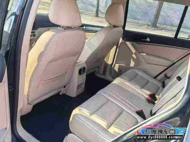 14年大众途观轿车抵押车出售