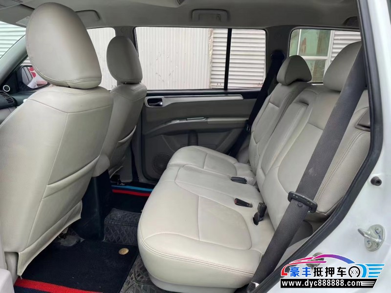 17年三菱帕杰罗轿车抵押车出售