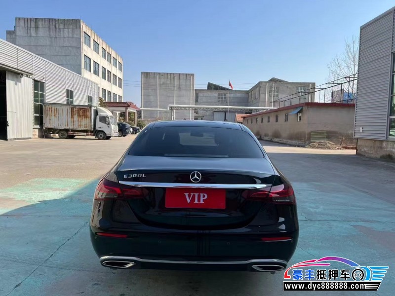 22年奔驰E轿车抵押车出售