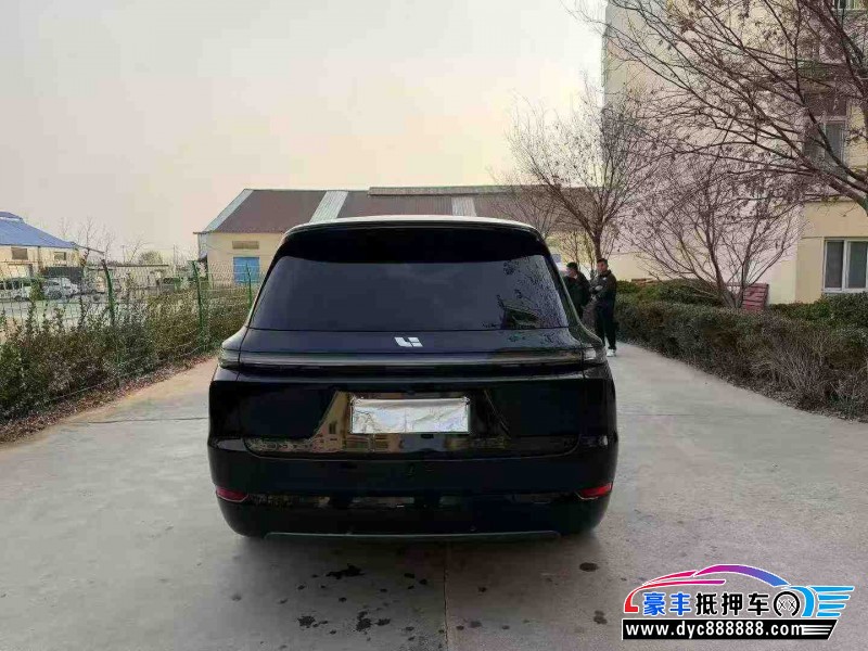 22年理想L9轿车抵押车出售