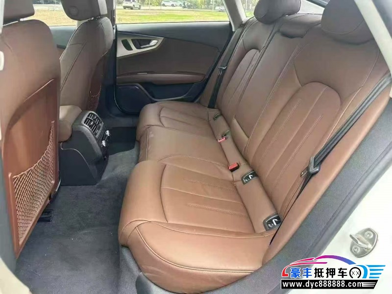 16年奥迪A7轿车抵押车出售