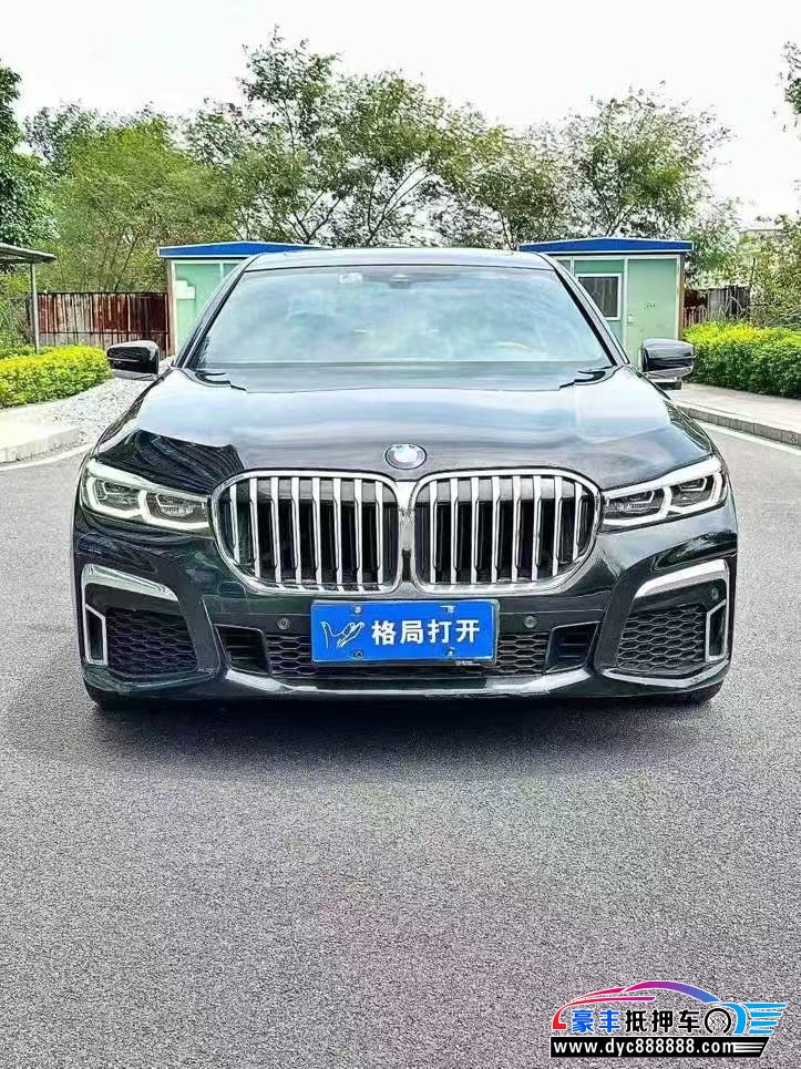 20年宝马7系轿车抵押车出售