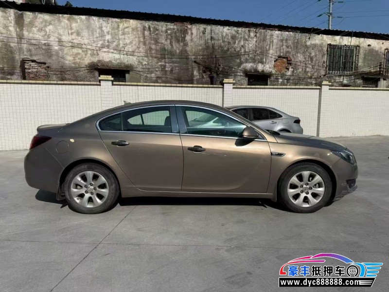 15年别克君威轿车抵押车出售