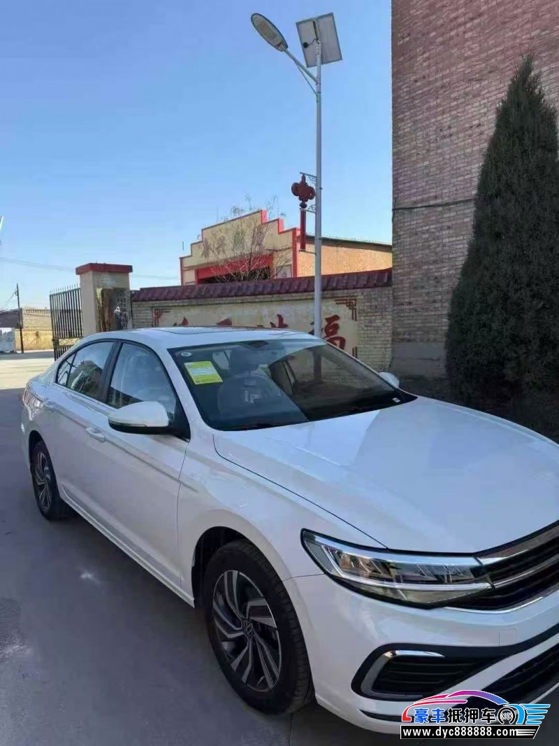 25年大众宝来轿车抵押车出售