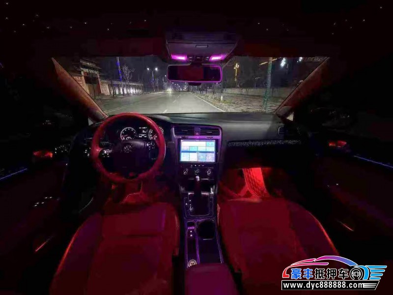 19年大众高尔夫轿车抵押车出售