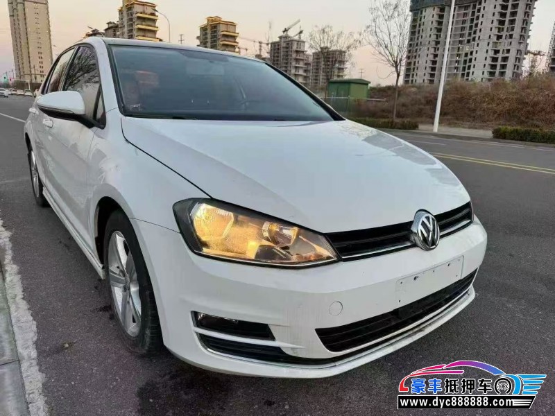 15年大众高尔夫轿车抵押车出售