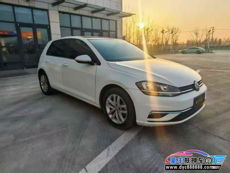 19年大众高尔夫轿车抵押车出售