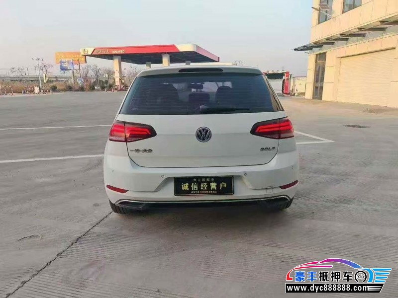 19年大众高尔夫轿车抵押车出售