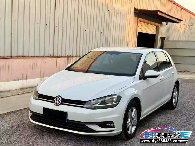 19年大众高尔夫轿车抵押车出售
