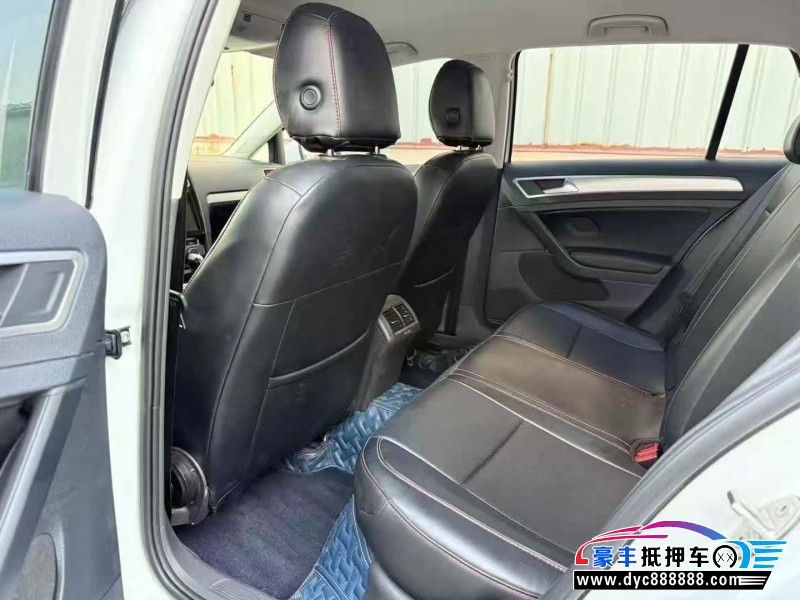 19年大众高尔夫轿车抵押车出售