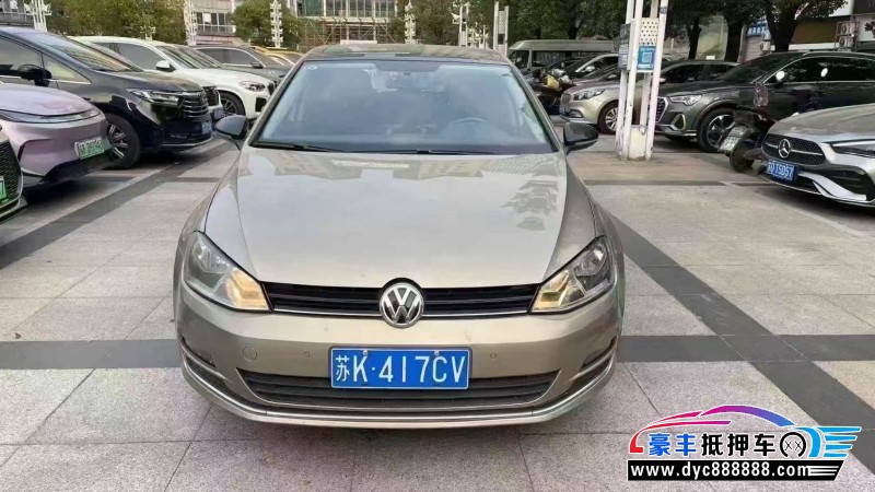 17年大众高尔夫轿车抵押车出售