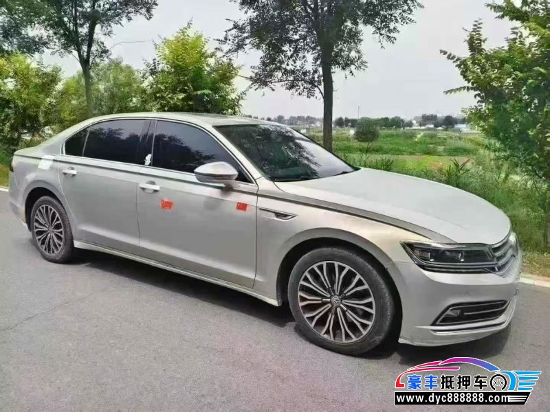 17年大众辉昂轿车抵押车出售