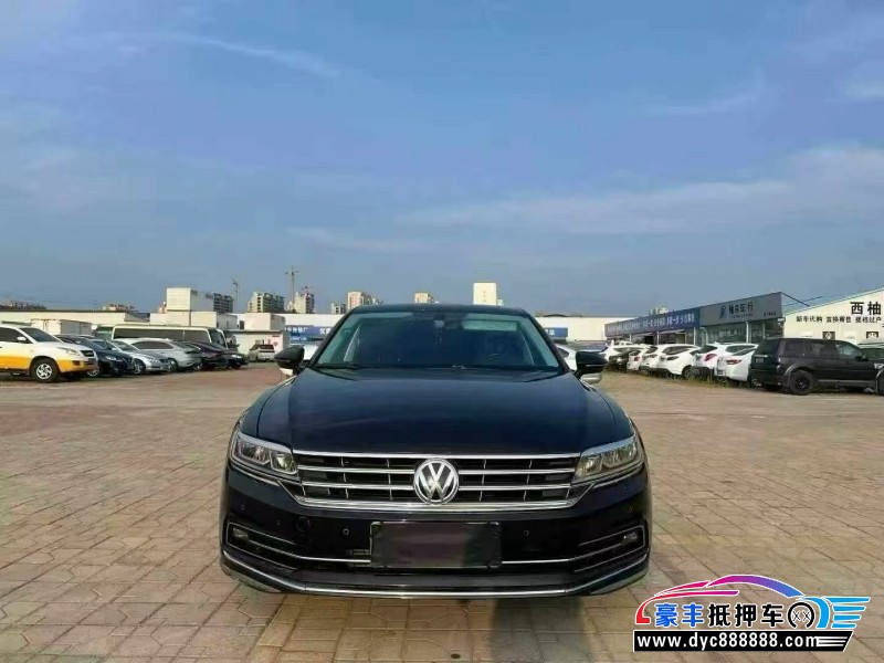 抵押车出售18年大众辉昂轿车