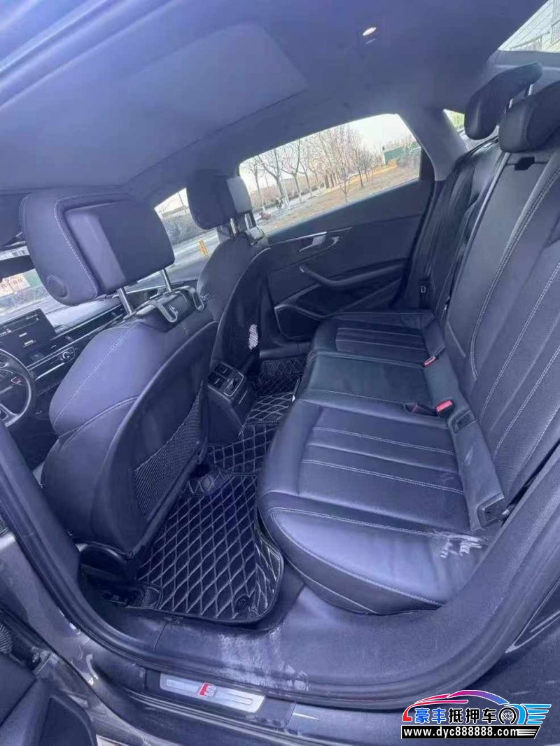 21年奥迪A4轿车抵押车出售