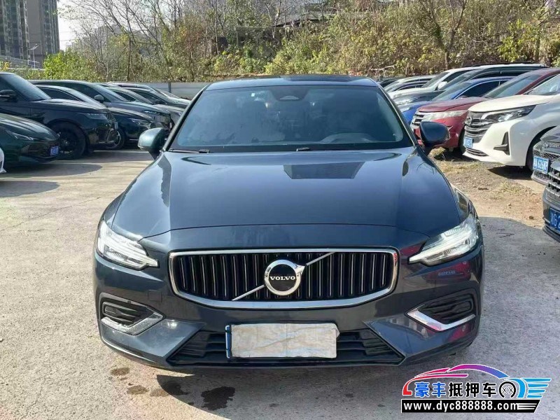 24年沃尔沃S60轿车抵押车出售
