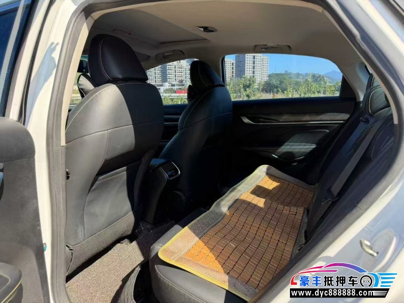 21年吉利缤瑞轿车抵押车出售