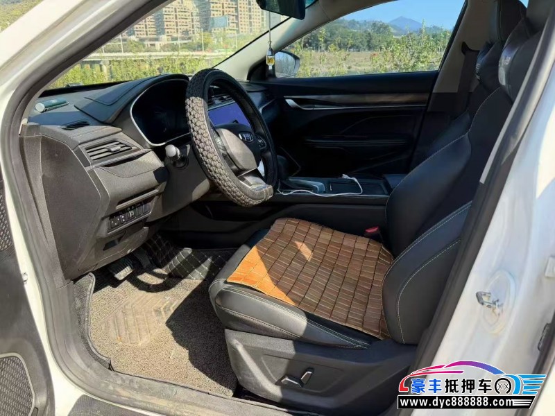 21年吉利缤瑞轿车抵押车出售