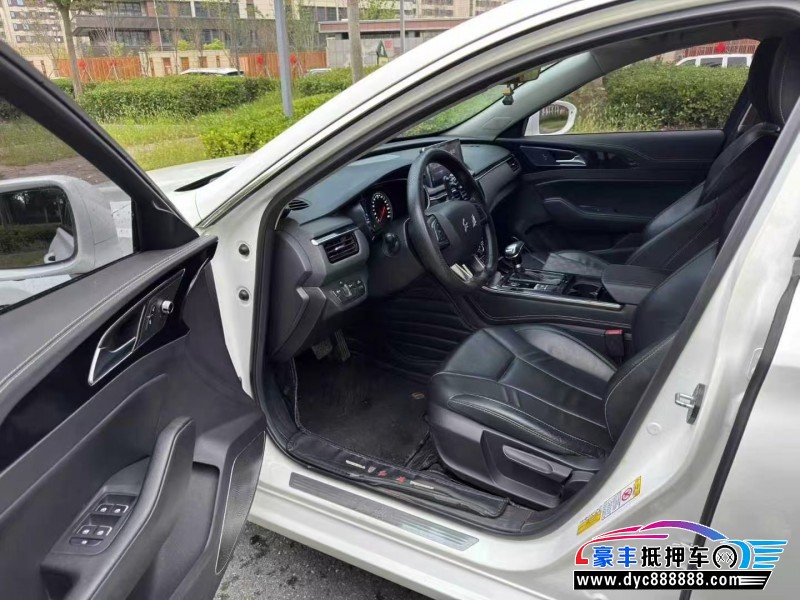 18年红旗H5轿车抵押车出售