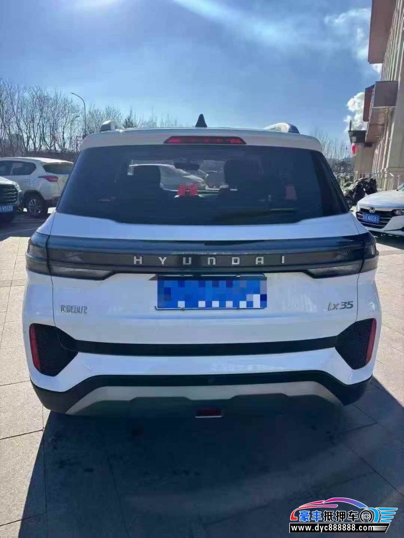 23年现代ix35轿车抵押车出售