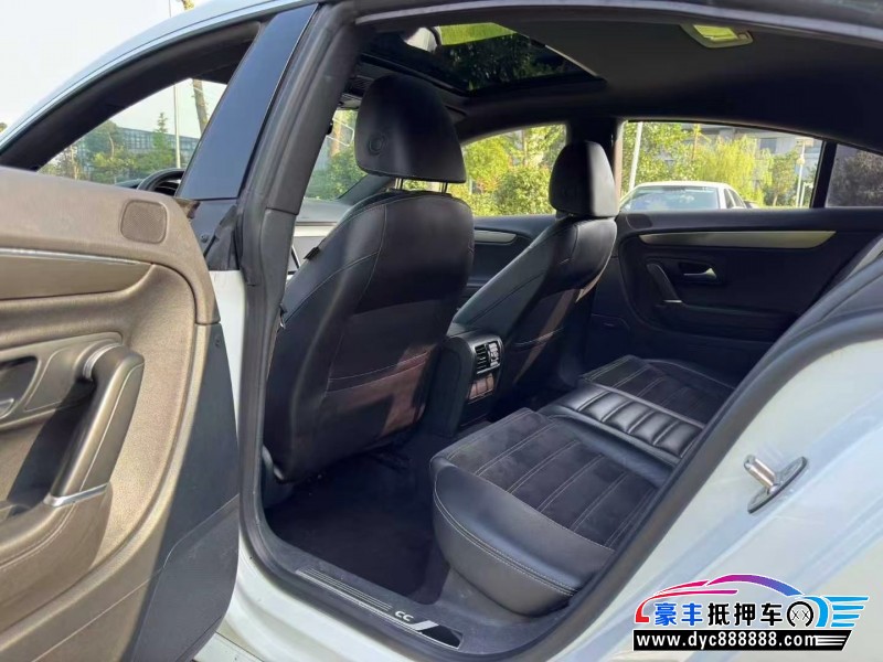 18年大众CC轿车抵押车出售