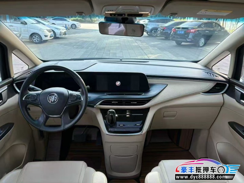 21年别克GL8轿车抵押车出售