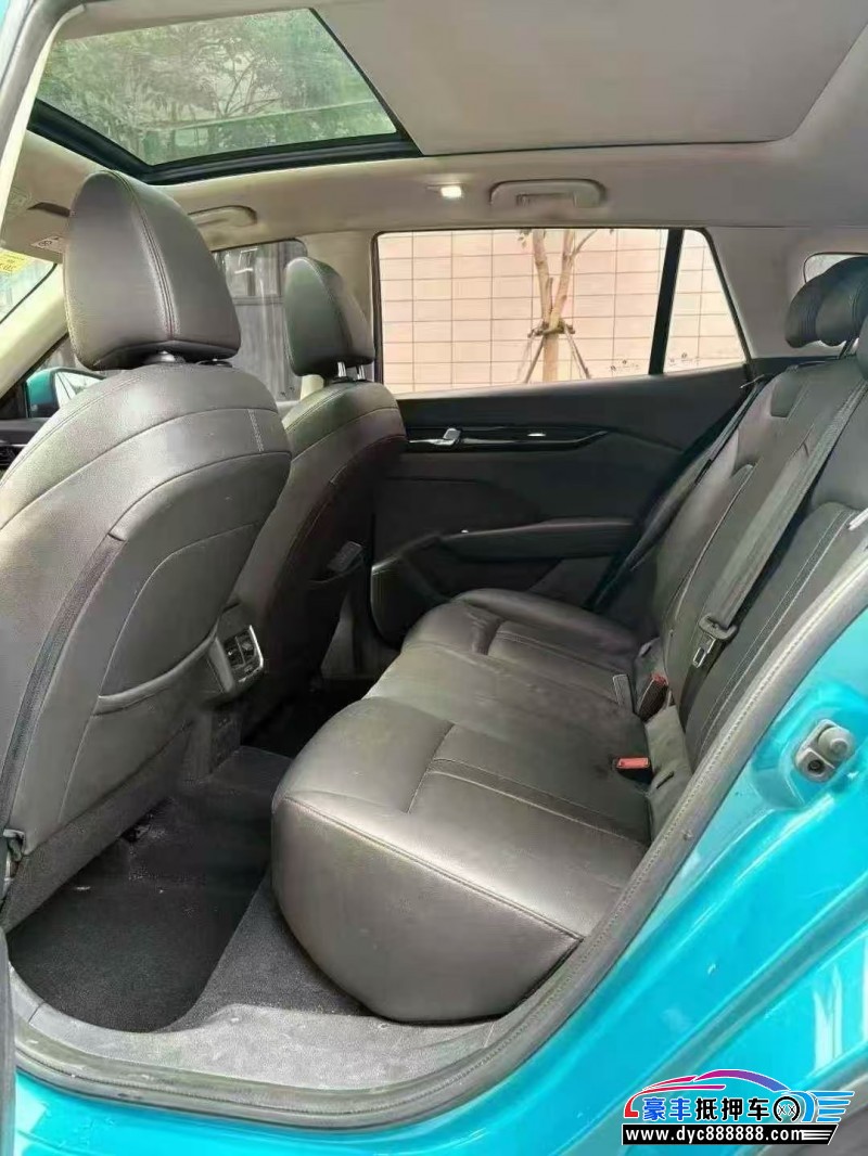 21年东风风神奕炫轿车抵押车出售