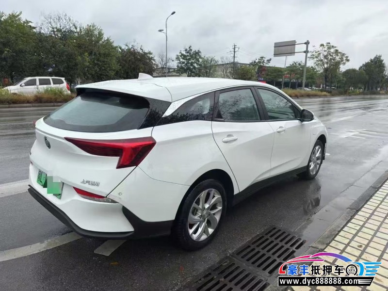 24年别克微蓝轿车抵押车出售