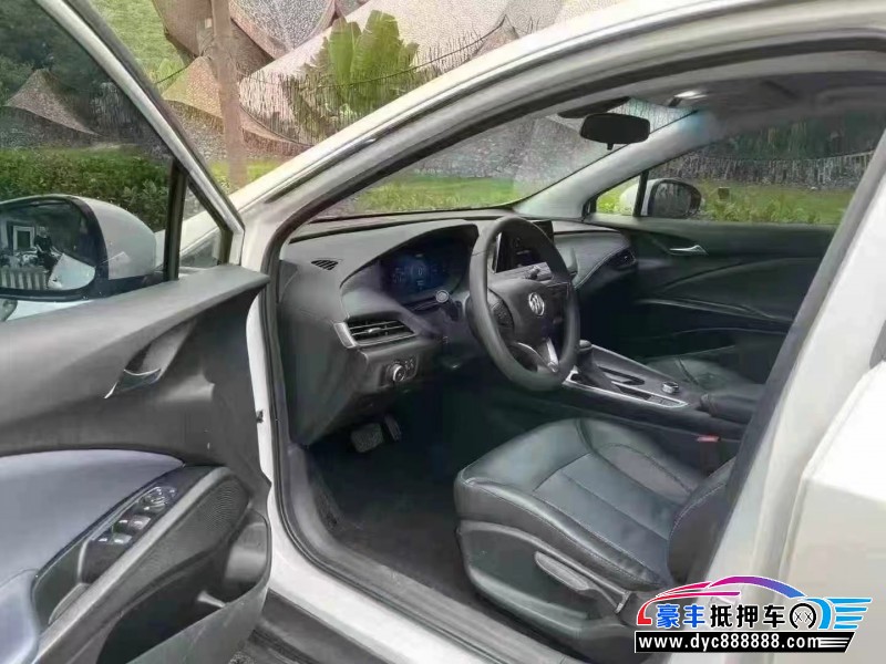 23年别克微蓝轿车抵押车出售