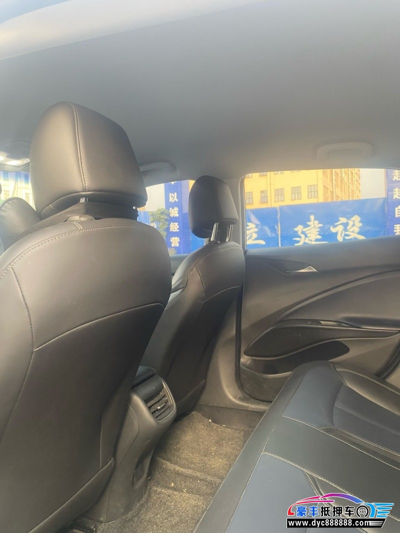 24年别克微蓝轿车抵押车出售