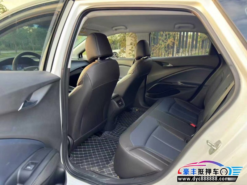 24年别克微蓝轿车抵押车出售