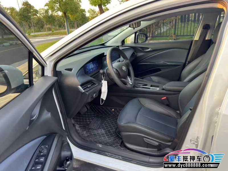 24年别克微蓝轿车抵押车出售