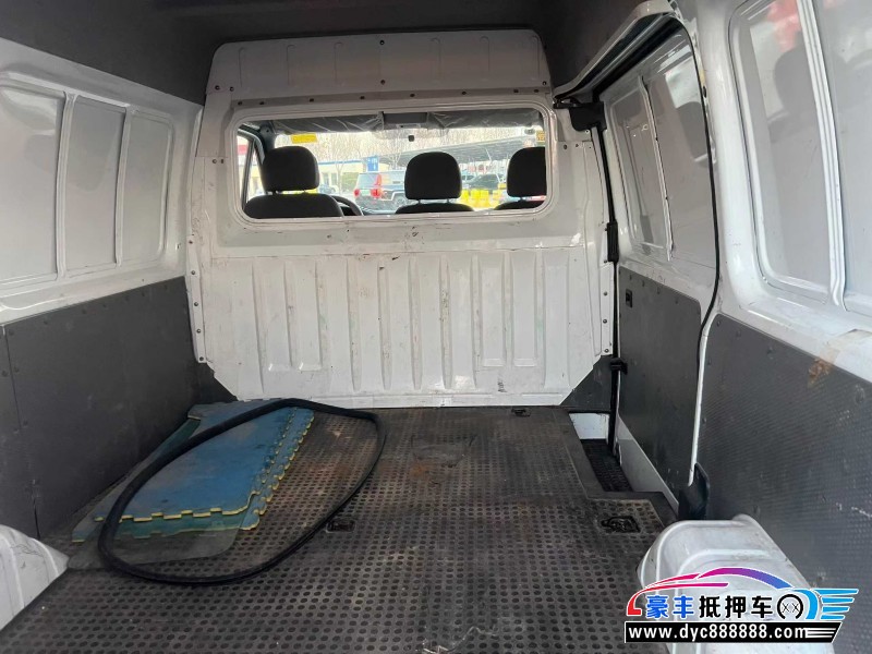 20年江铃特顺轿车抵押车出售