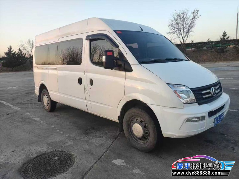 23年上汽大通V80轿车抵押车出售