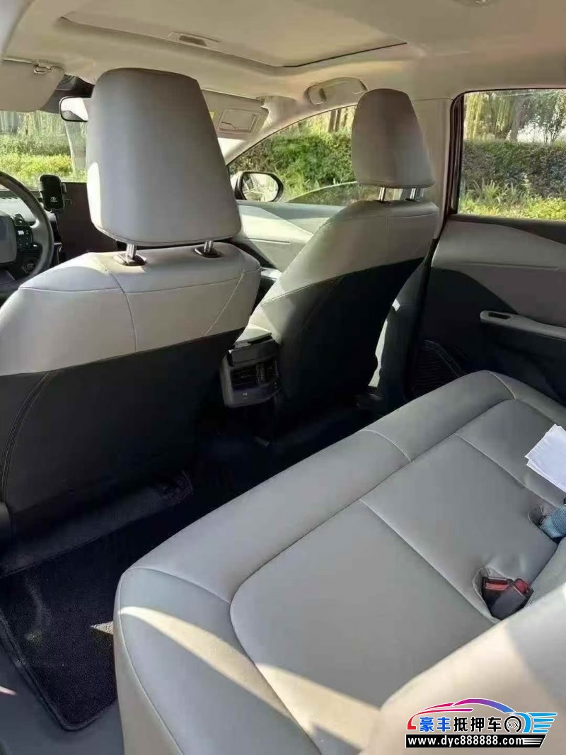 25年丰田BZ3轿车抵押车出售