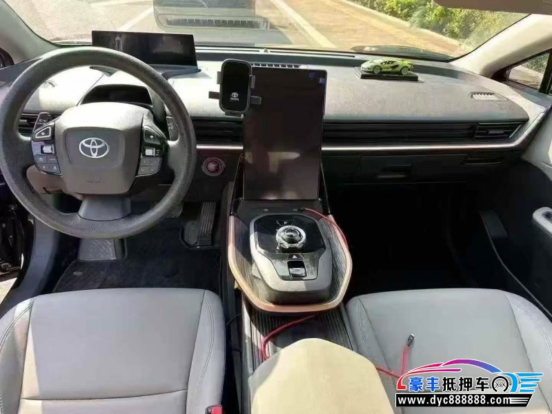 25年丰田BZ3轿车抵押车出售