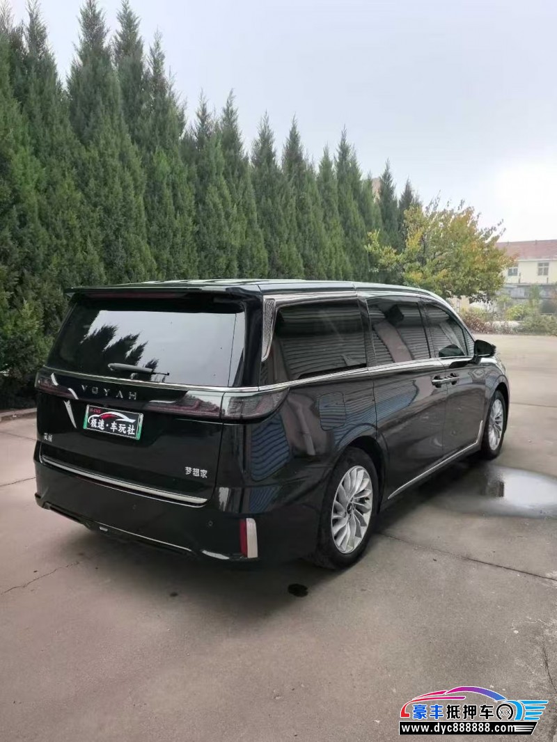 24年岚图梦想家轿车抵押车出售