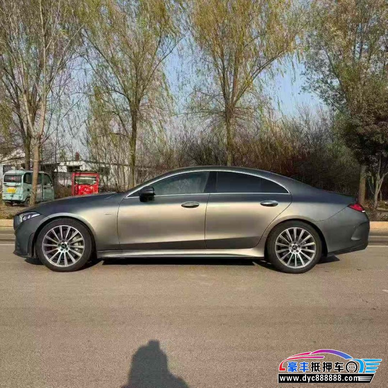 18年奔驰CLS轿车抵押车出售