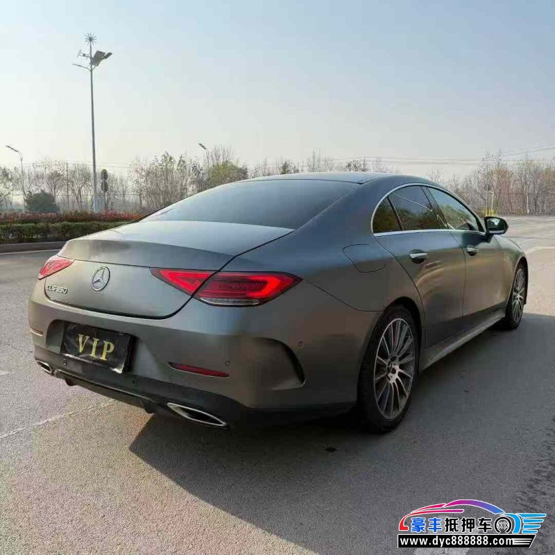 18年奔驰CLS轿车抵押车出售