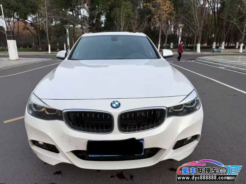 20年宝马3系轿车抵押车出售