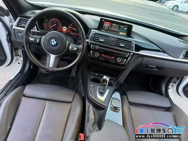 20年宝马3系轿车抵押车出售