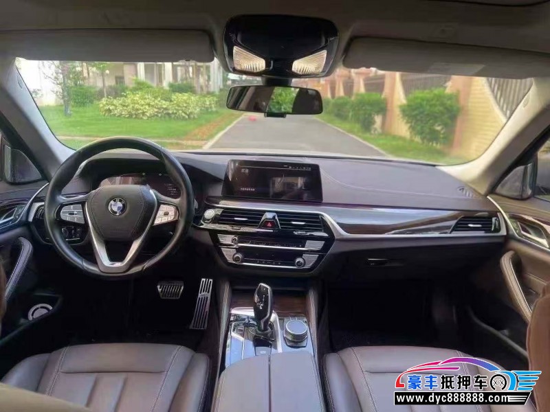 20年宝马5系轿车抵押车出售