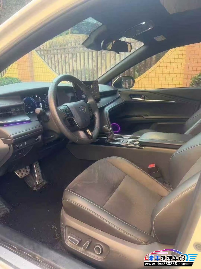 25年丰田凯美瑞轿车抵押车出售