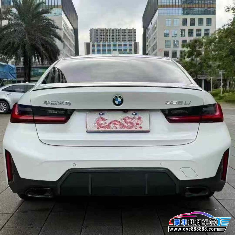 24年宝马3系轿车抵押车出售